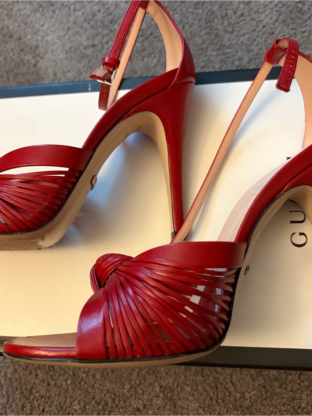 Gucci Red Leather Knot Slingback Heels - Picture 10 of 16